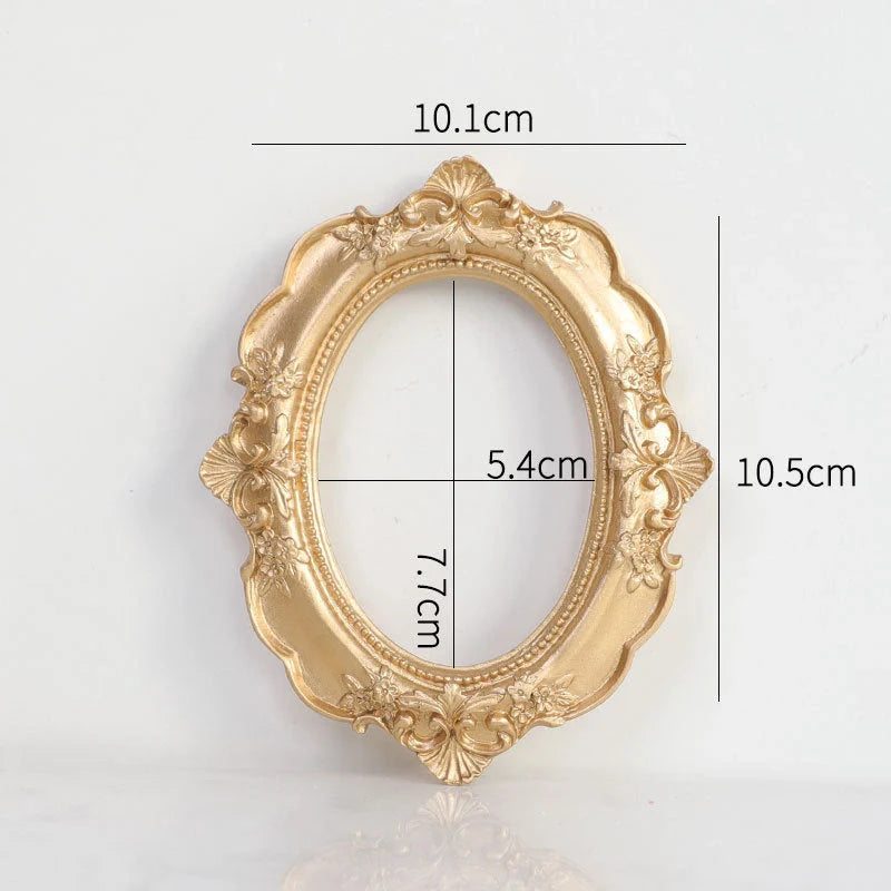 Nordic-style golden retro photo frame for jewelry and art display