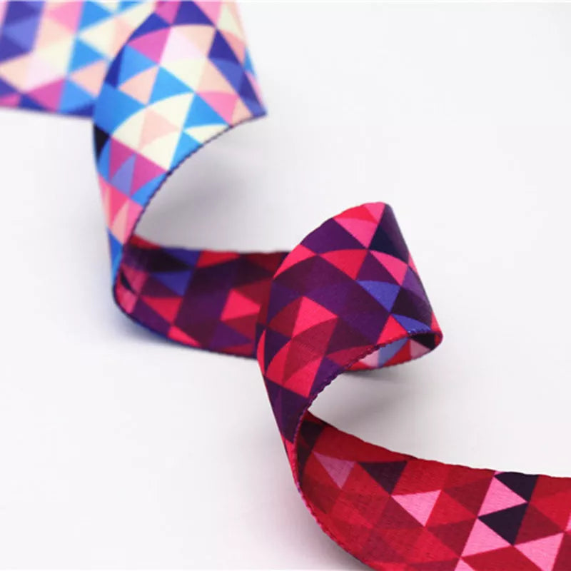 Pure cotton yoga mat strap with colorful gradient binding for secure mat storage