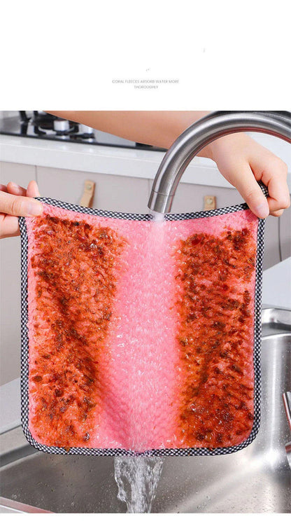 Absorbent and durable kitchen dish towels in various colors, made from soft and antibacterial materials for effective cleaning and drying.