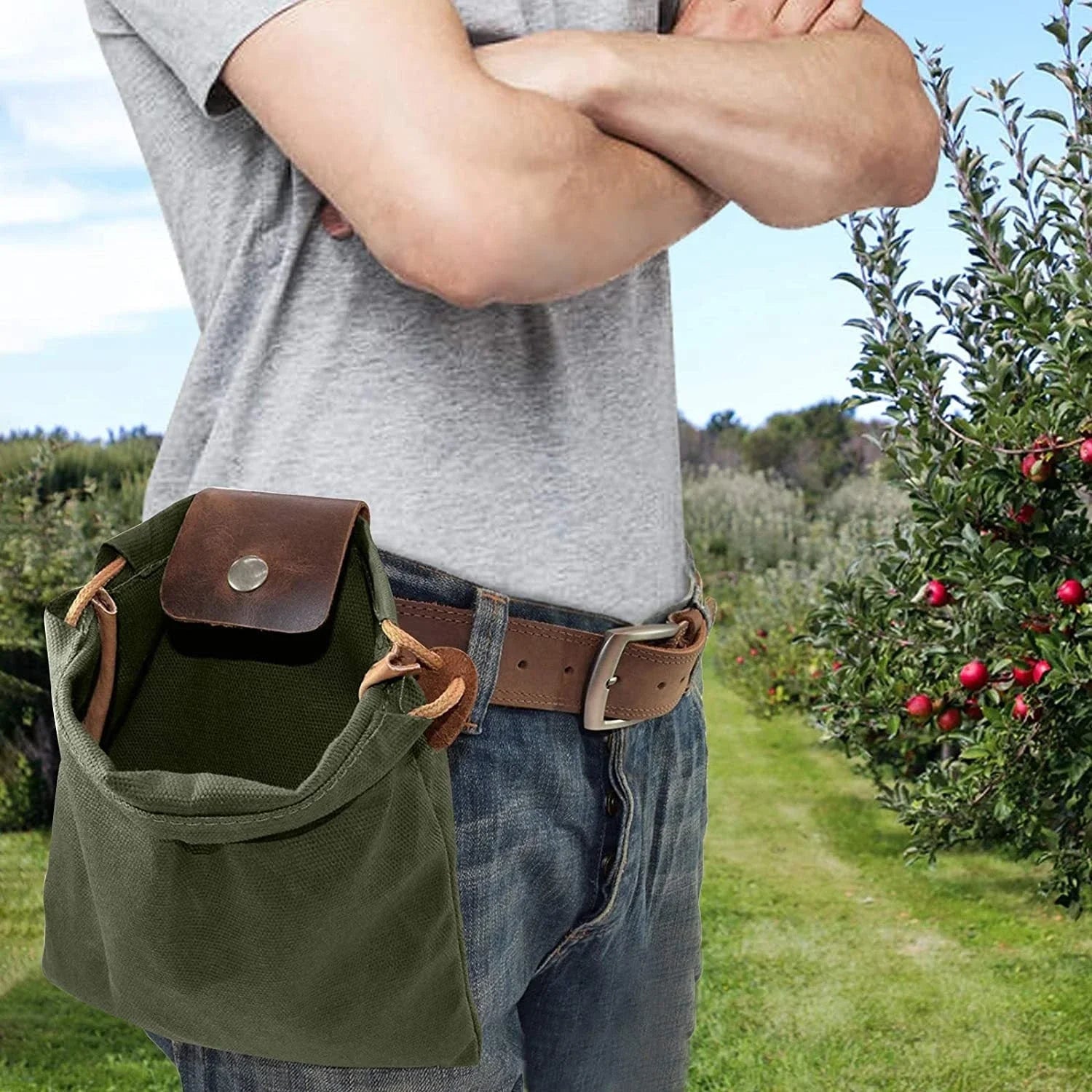 Durable waxed canvas hiking waist bag with adjustable strap, available in multiple colors for outdoor adventures and foraging