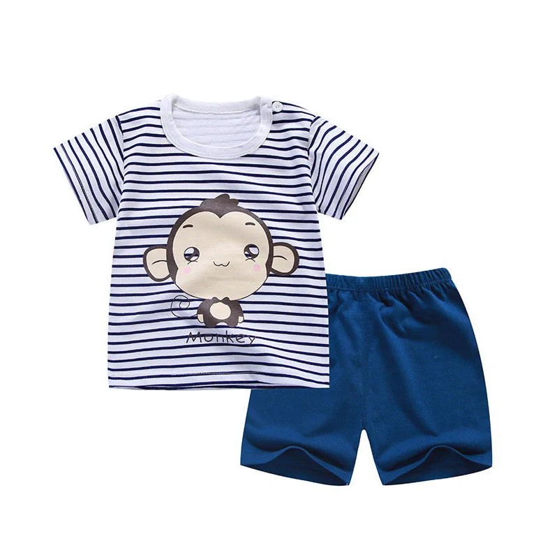 100% cotton Korean-style baby two-piece set with cartoon pattern, short sleeves, and five-point pants