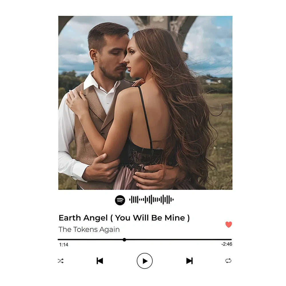 Customisable photo night light with 22x15cm acrylic panel showing engraved song lyrics beside personal photograph