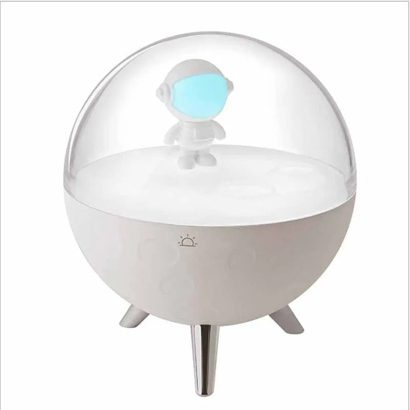 USB cartoon night light with LED illumination in blue or white colours with plastic shade and button switch