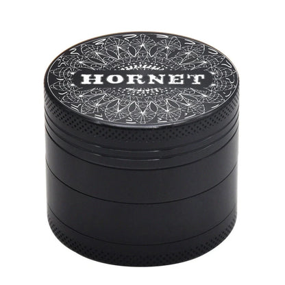 50mm aluminium smoke grinder with four grinding layers and magnetic closure