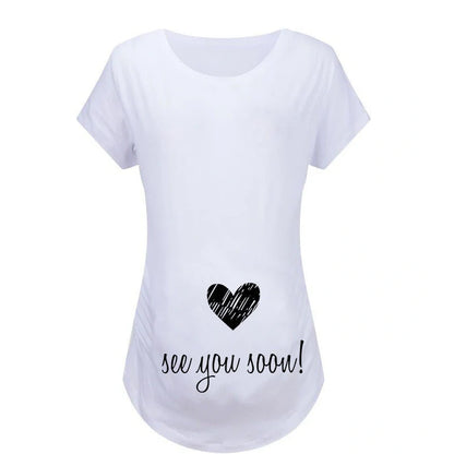 Women's maternity T-shirt with humorous letter print on 50% modal fabric, slim fit design for pregnancy comfort
