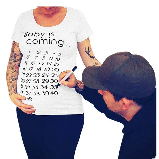 Women's maternity T-shirt with humorous letter print on 50% modal fabric, slim fit design for pregnancy comfort