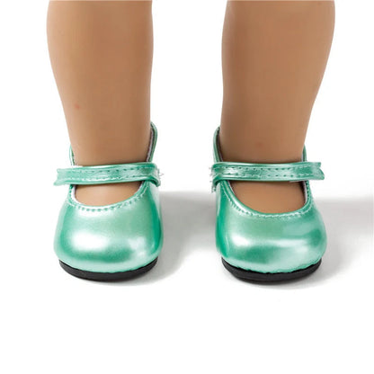 Fashionable American Girl doll shoes made of high-quality faux leather in a range of vibrant colors