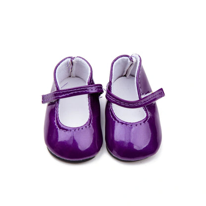 Fashionable American Girl doll shoes made of high-quality faux leather in a range of vibrant colors