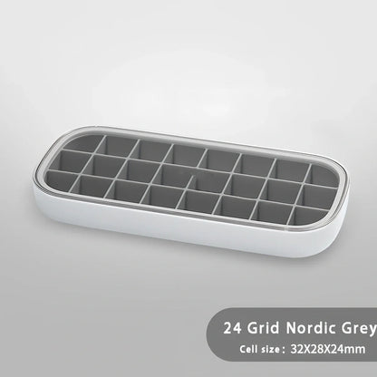 Nordic grey silicone ice tray with lid, 25.2cm long, 368g weight for fridge freezer use