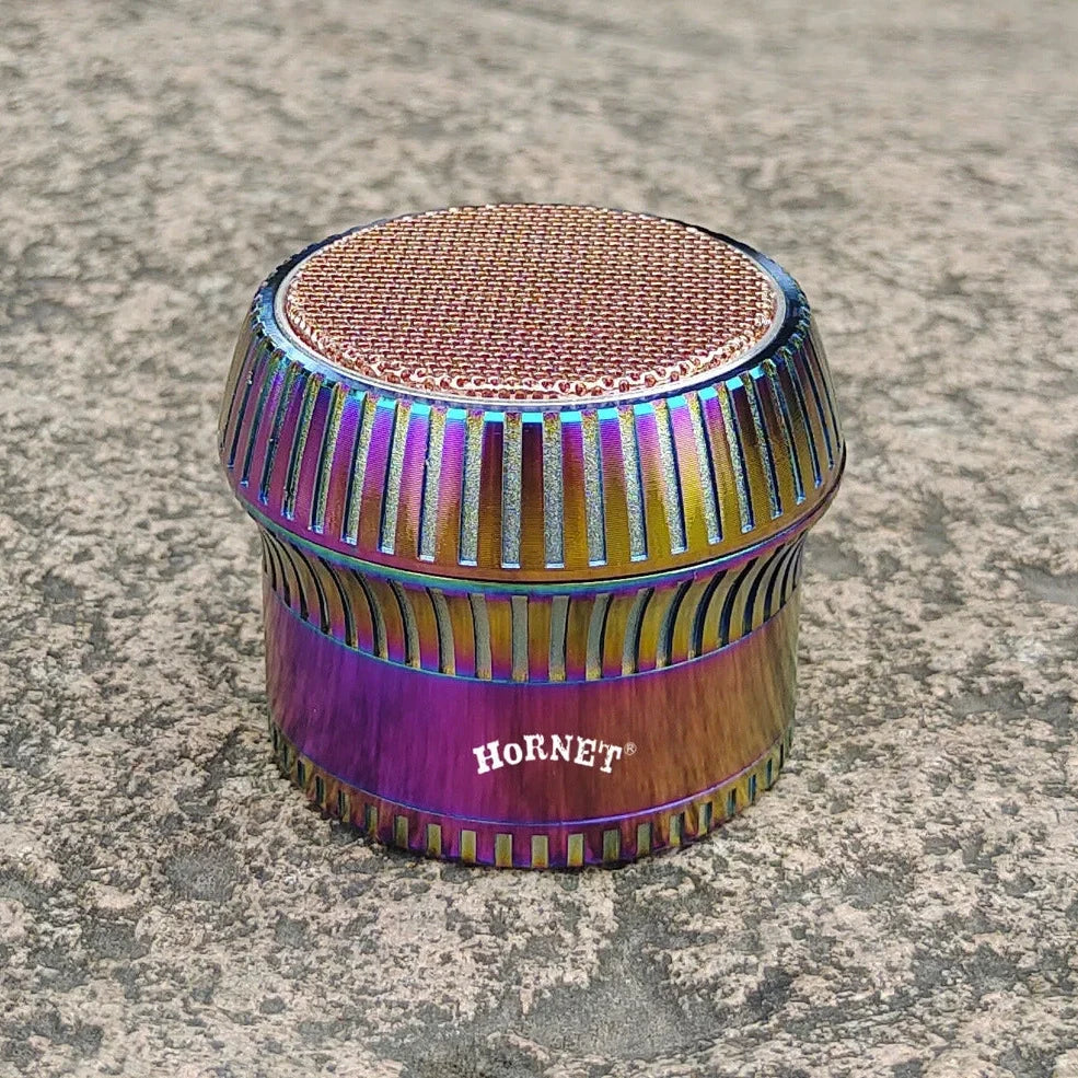 Metal smoke grinder with creative mushroom design in zinc alloy, 65mm diameter, windproof function