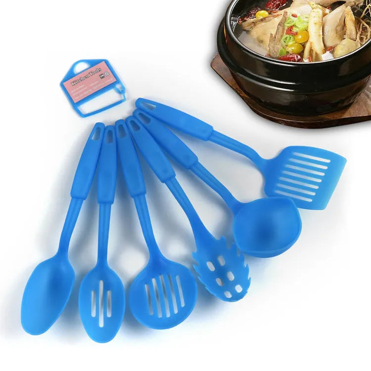 Kitchen utensils shovel spoon set for non-stick pans in black, made from rubber heat-resistant material, a 2-piece kitchen utensil set for stirring and serving with soft edges to protect cookware surfaces