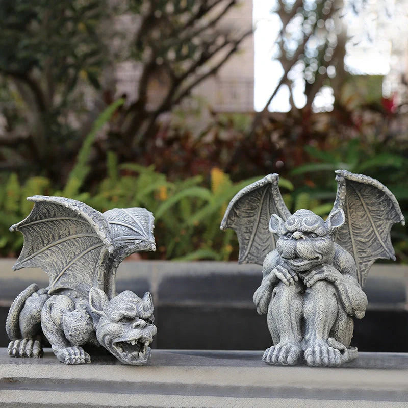 Resin animal garden ornaments in various shapes and sizes for outdoor decoration