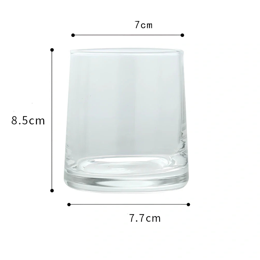Set of heat-resistant glass whiskey cups in amber and transparent, 8.5cm tall with 60ml capacity for clear pours