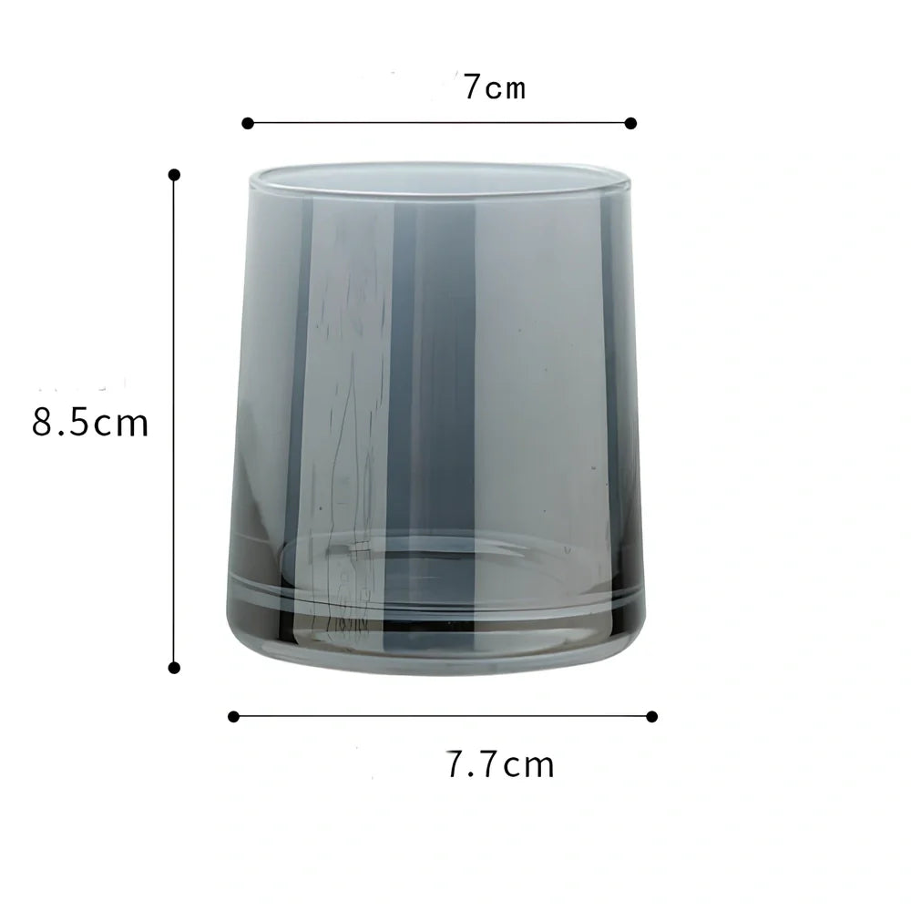 Set of heat-resistant glass whiskey cups in amber and transparent, 8.5cm tall with 60ml capacity for clear pours
