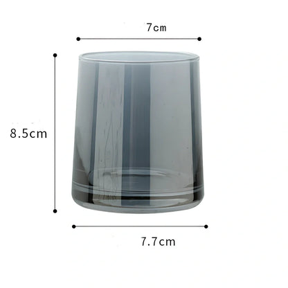 Set of heat-resistant glass whiskey cups in amber and transparent, 8.5cm tall with 60ml capacity for clear pours