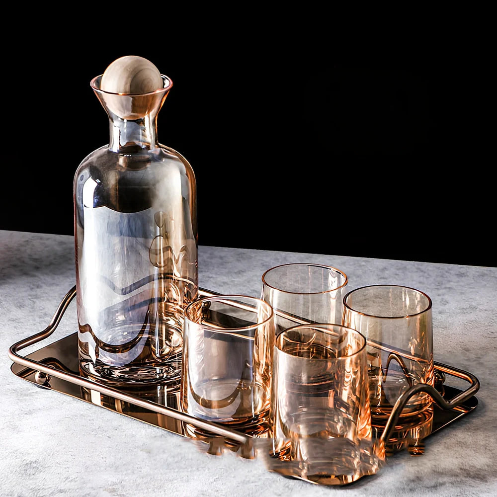 Set of heat-resistant glass whiskey cups in amber and transparent, 8.5cm tall with 60ml capacity for clear pours