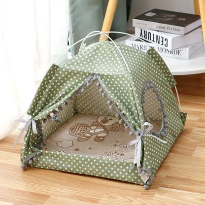 Enclosed cat tent pet bed in green colour with waterproof fabric for outdoor use