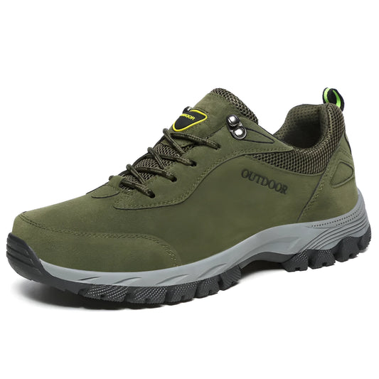 Men's low-top hiking shoes in army green with a cloth upper and flexible viscose sole.