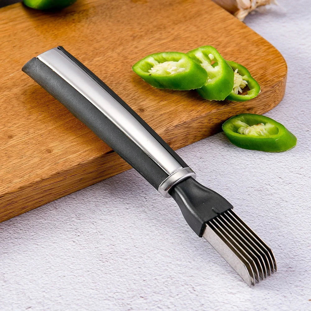 Japanese stainless steel vegetable cutter with 16cm blade for green onion slicing