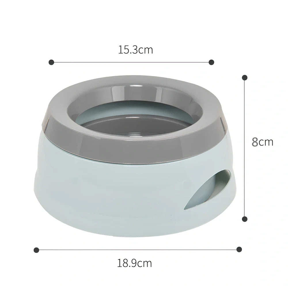 Grey anti-skid travel dog water bowl measuring 15.3x18.9x8cm with splash-proof design
