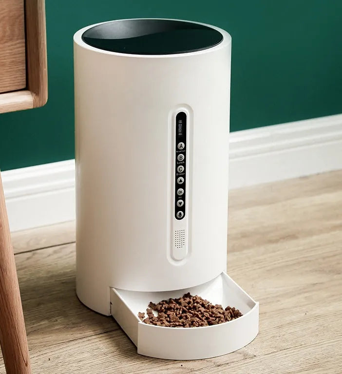 Pet feeder with timer function smart feeder for cats and dogs with 4.6L food hopper capacity using ABS plastic construction measuring 38.3x22.3x22.3cm in white colour for automated pet feeding schedules.
