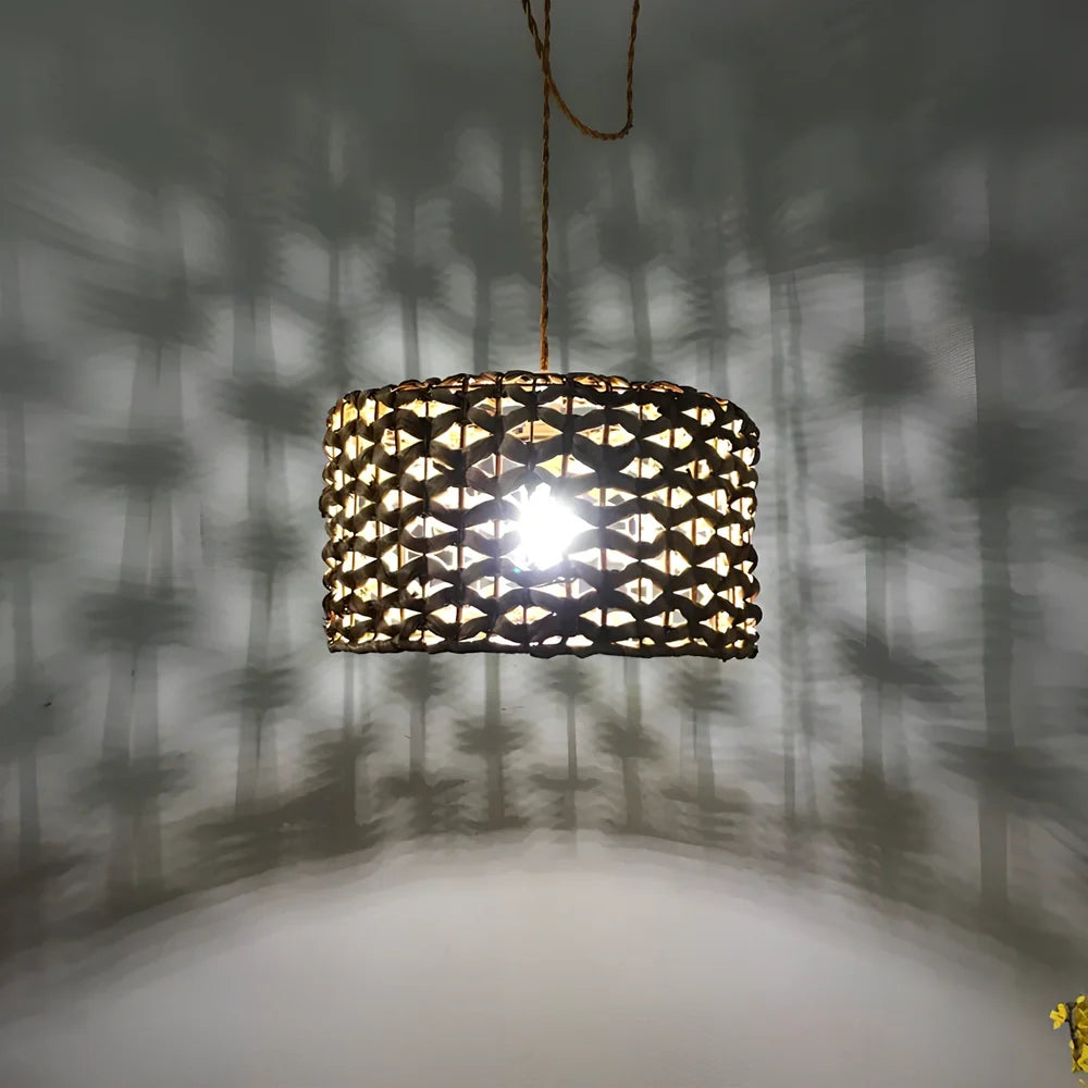 Bamboo rattan chandelier with 444mm diameter and adjustable height for room lighting