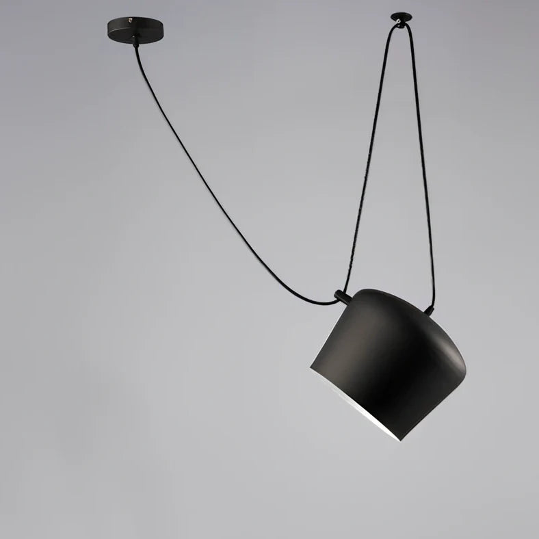 Black aluminium alloy LED fishing line chandelier with cascading design for restaurant lighting