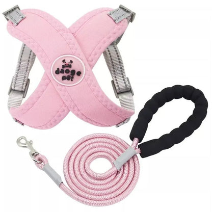 Adjustable dog vest and hand holding rope set in blue, green, pink, or yellow colours with polyester material