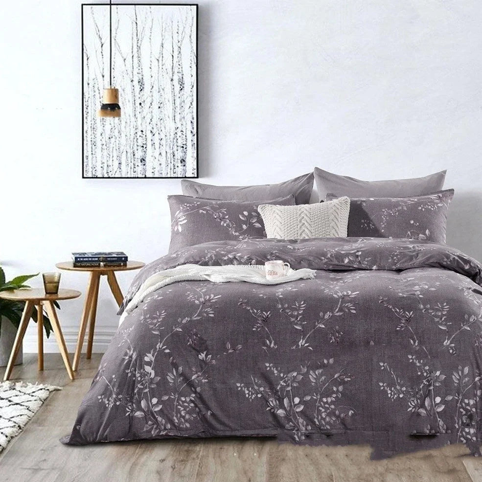 Blue geometric pattern three-piece polyester duvet cover set for double bed, 168x228cm quilt and 51x66cm pillowcases