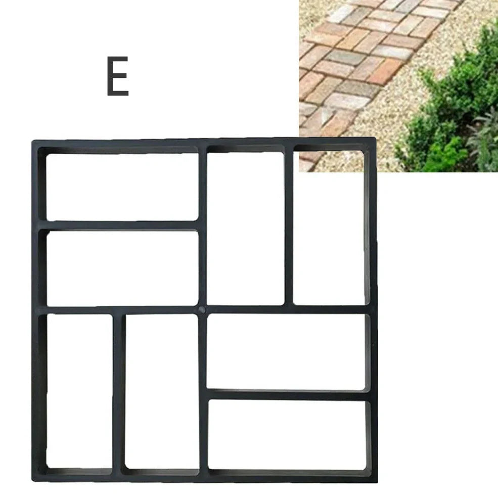 Black plastic goose pattern concrete mould measuring 42x43cm for garden pathways