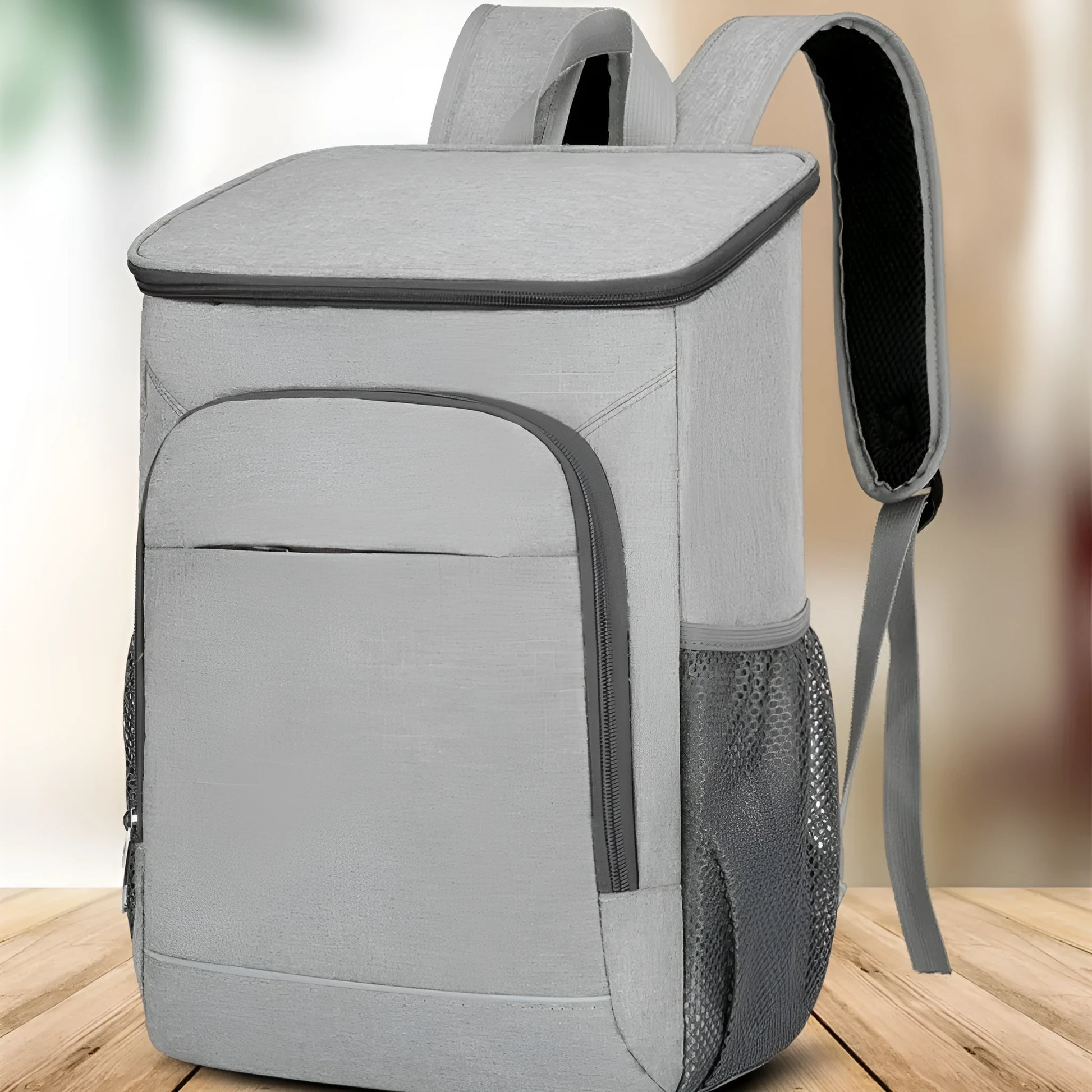 Outdoor thermal insulation backpack in oxford cloth with curved shoulder straps