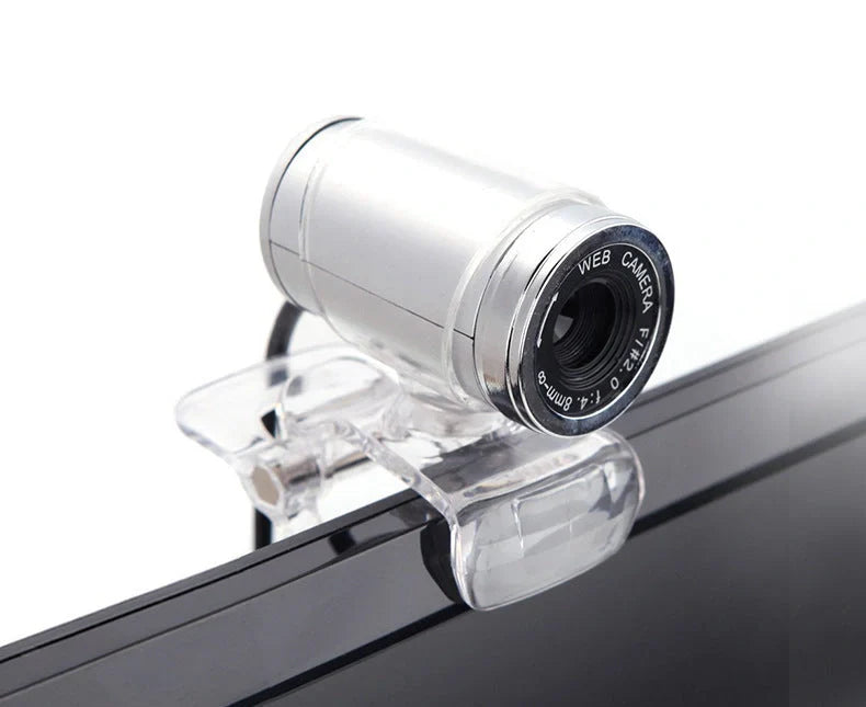 480P HD Webcam with high-quality glass lens for crisp, vibrant video calls and streaming