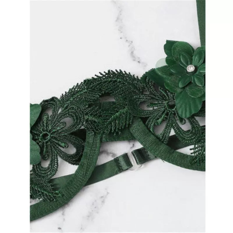 Sexy lingerie set with floral pattern and fitted straps in multiple colors