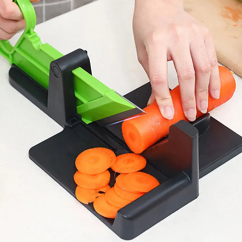 Green and red vegetable cutter with stainless steel blades for carrots and potatoes