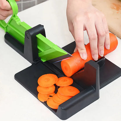 Green and red vegetable cutter with stainless steel blades for carrots and potatoes