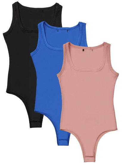Fashionable women's jumpsuit in a variety of colors, featuring a comfortable, versatile design for any occasion.