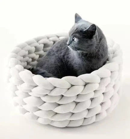 Soft, plush pet bed in various colors and sizes for cats and dogs to sleep comfortably