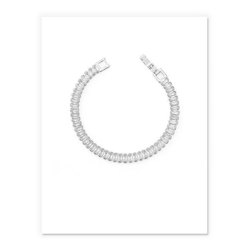 Elegant Zircon & Brass Women's Geometric Bracelet with gold-plated inlay