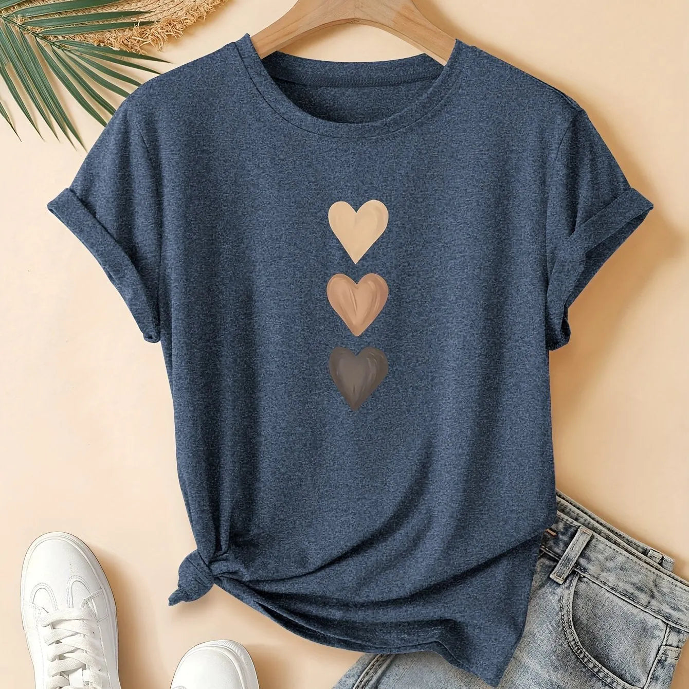 Women's dark gray pure cotton T-shirt with three heart art retro print, short sleeves and round neck.