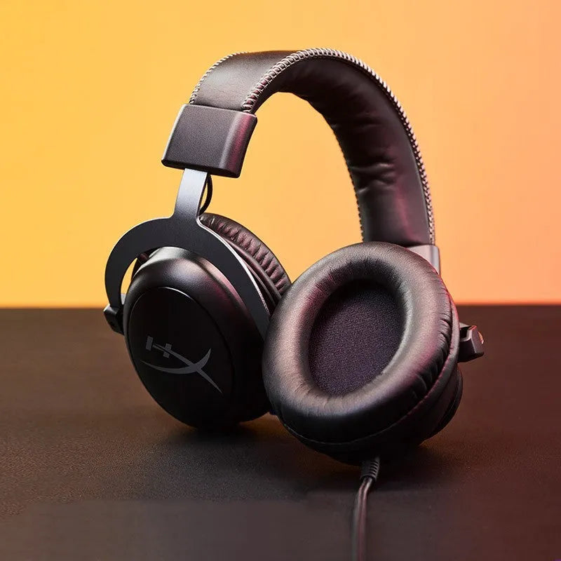 Wired gaming headset with detachable microphone in Hurricane 2 black red colour variant