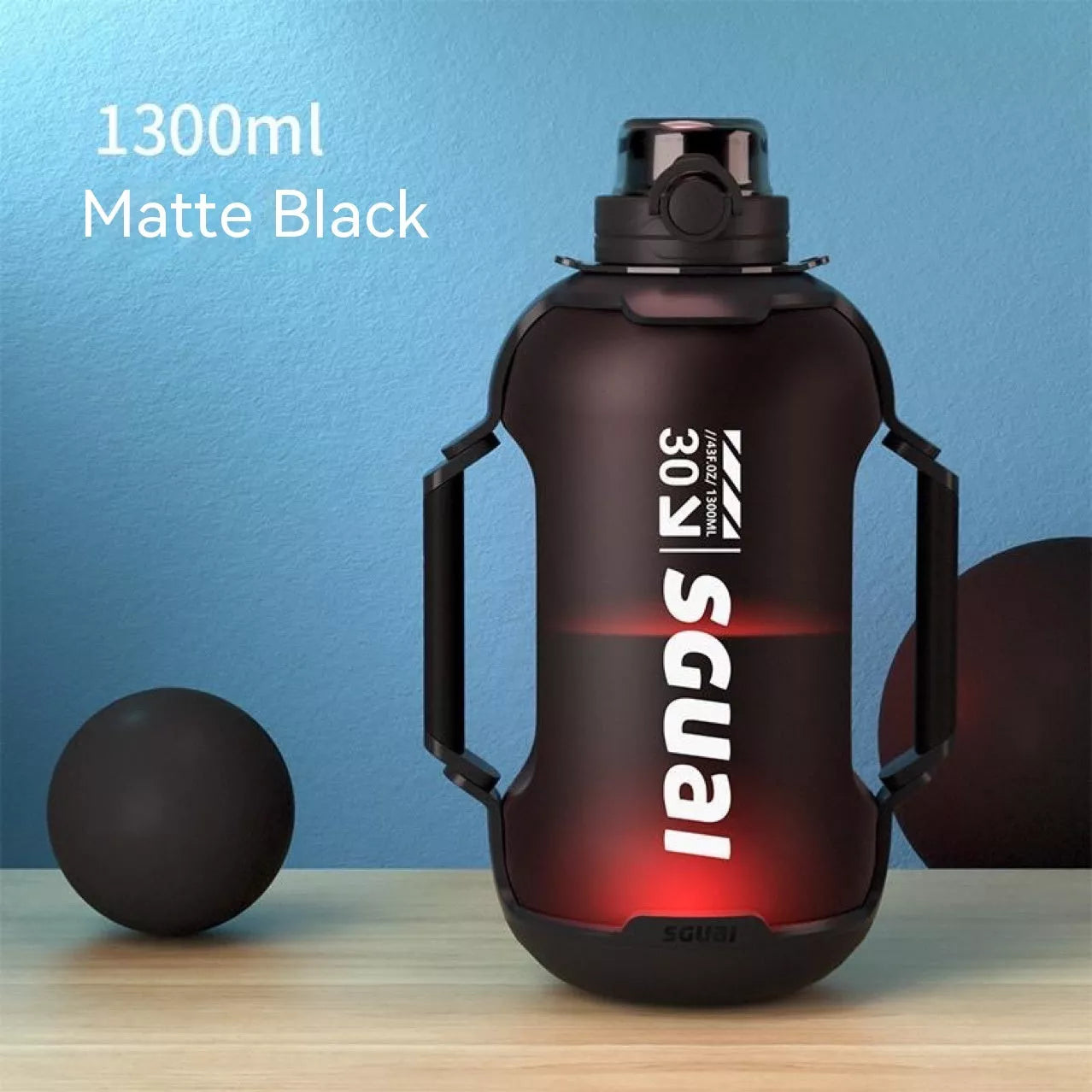 Smart Sports Bottle T30 in Matte Black with wireless charging coaster