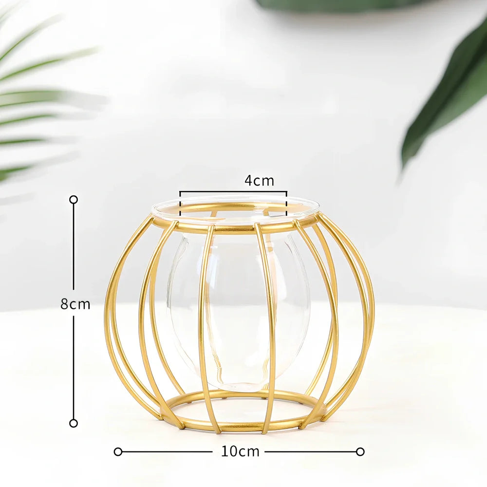 Geometric glass desktop decoration with iron frame in black and gold colours