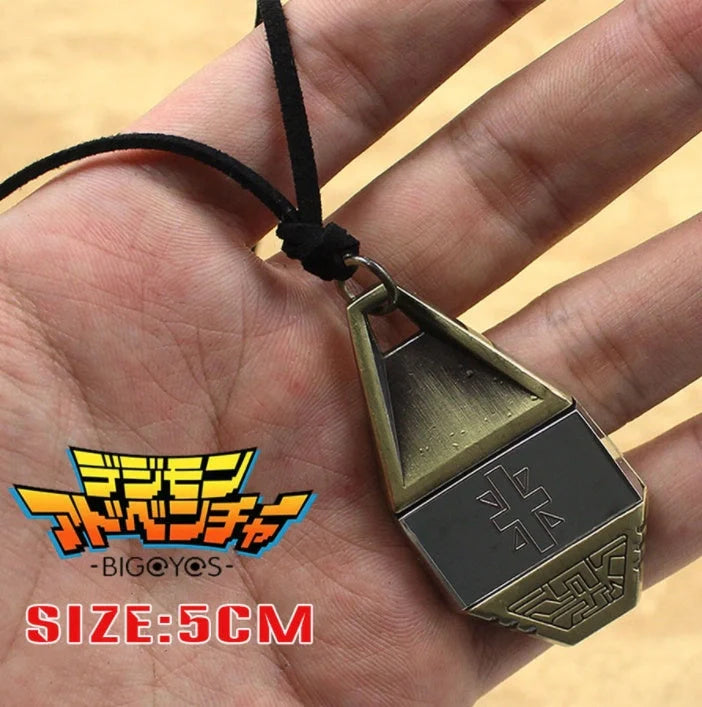 Adjustable magnetic pendant necklace with rope chain, perfect for easy wear and stylish looks