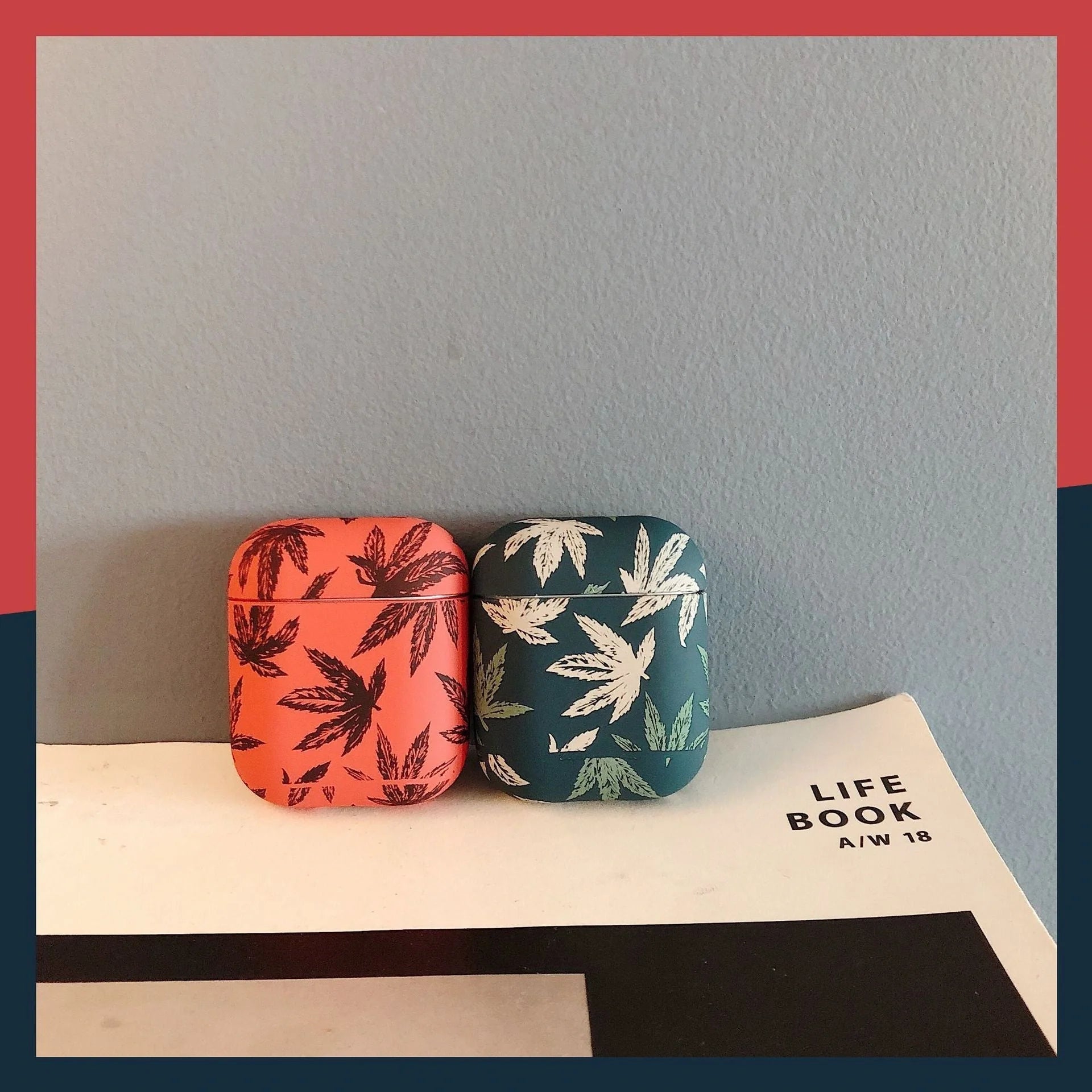 Bluetooth wireless headset protective case in red and green, made from durable PC material