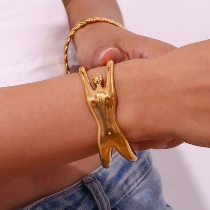 Gold-plated stainless steel fashion bracelet for women with unique casting design