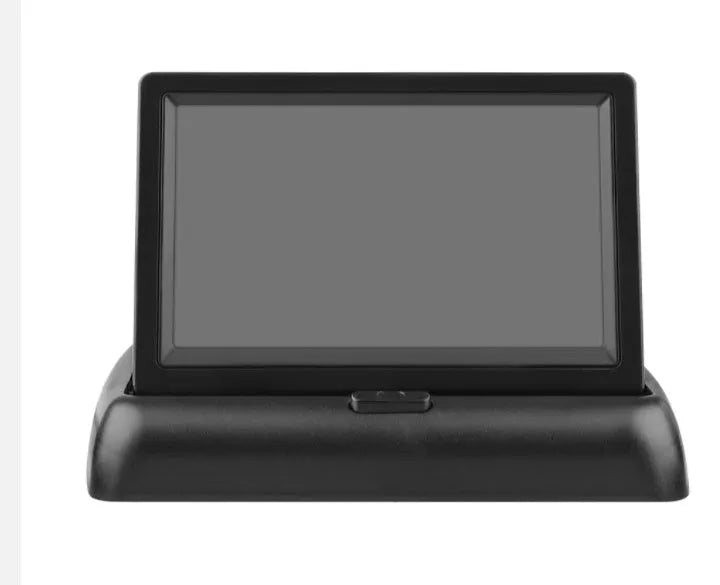 Car reversing camera with 1/4 inch colour CCD, 170 degree horizontal viewing angle, IP67 waterproof, and built-in OSD guide lines