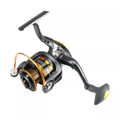 Durable metal head fishing reel with smooth retrieval mechanism