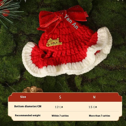 Christmas pet scarf for dog or cat in wool material with festive cartoon pattern