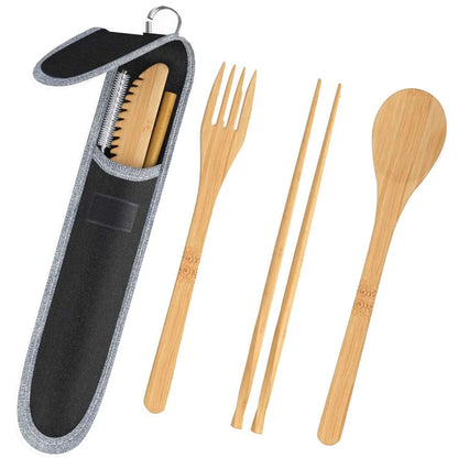 Bamboo cutlery set with 20cm utensils, stainless steel straw and cleaning brush in natural colour