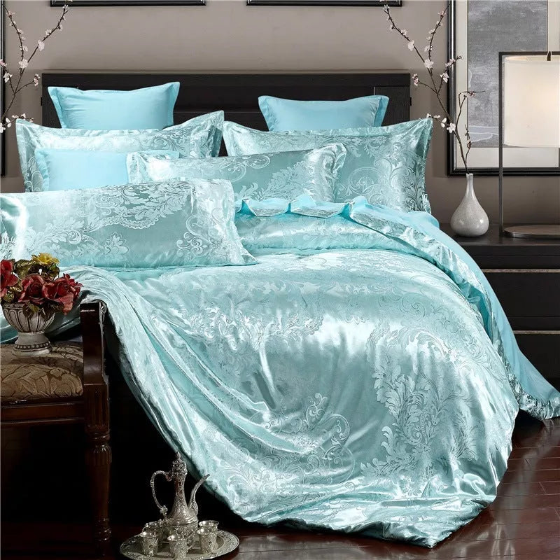 Four-piece jacquard bedding set in polyester fiber with vibrant colors